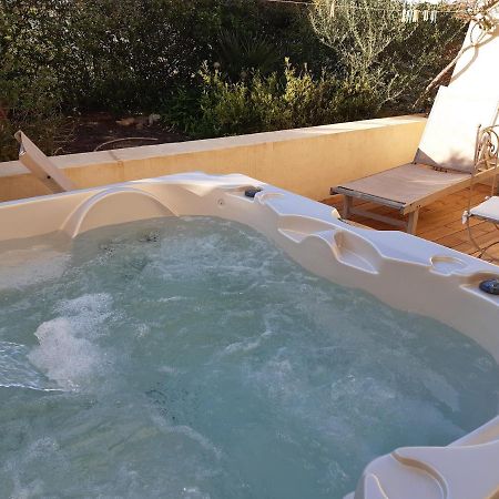 T2 rénové 100m plage avec SPA privatif entre calvi et ile rousse Lumio  Exterior foto
